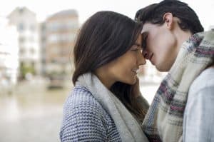 ¿Qué es la disfunción eréctil en la Erección? incapacidad de mantener relaciones sexuales satisfactorias por falta de erección peneana